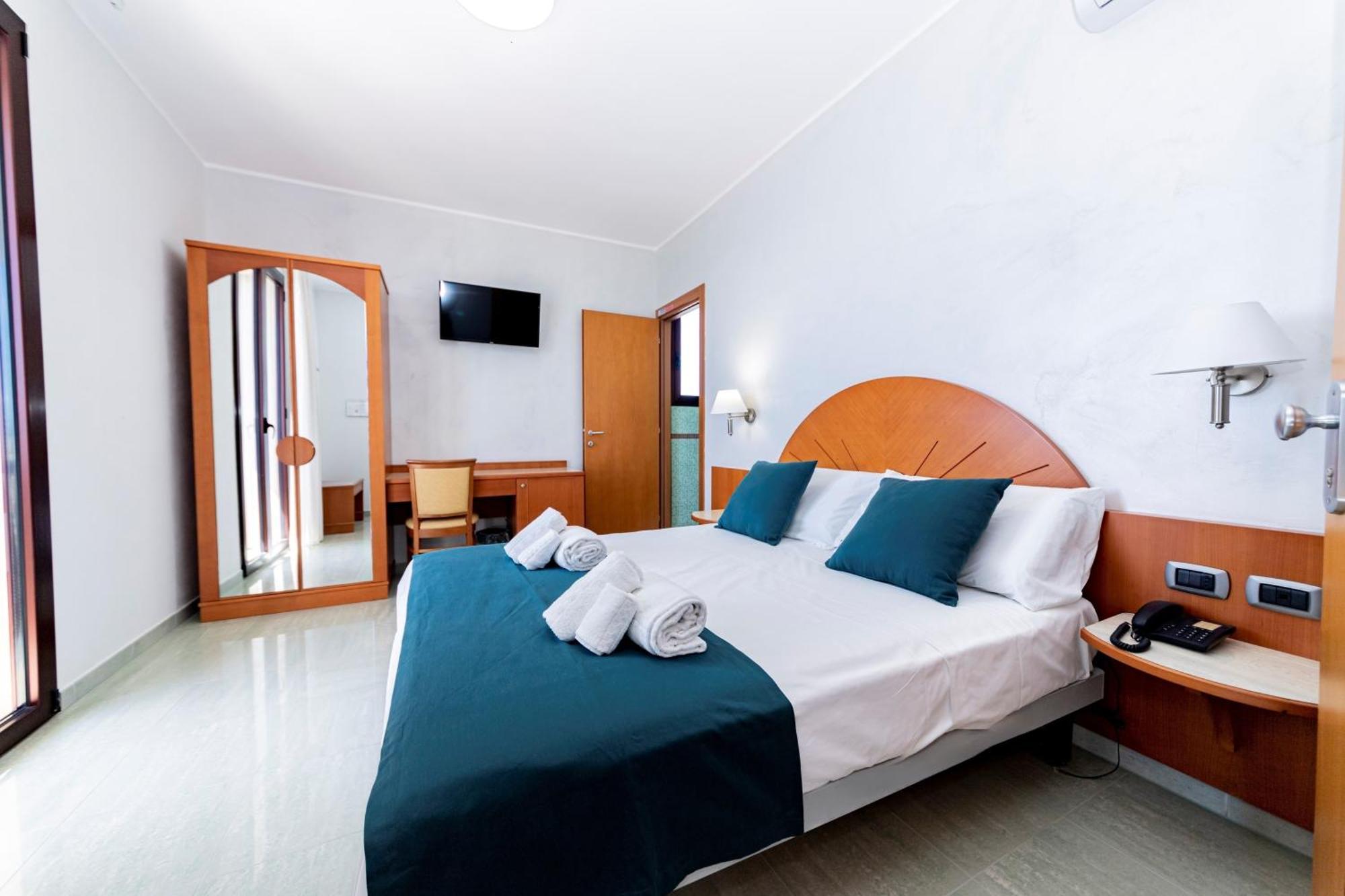 Hotel Alba Torre Lapillo Ngoại thất bức ảnh