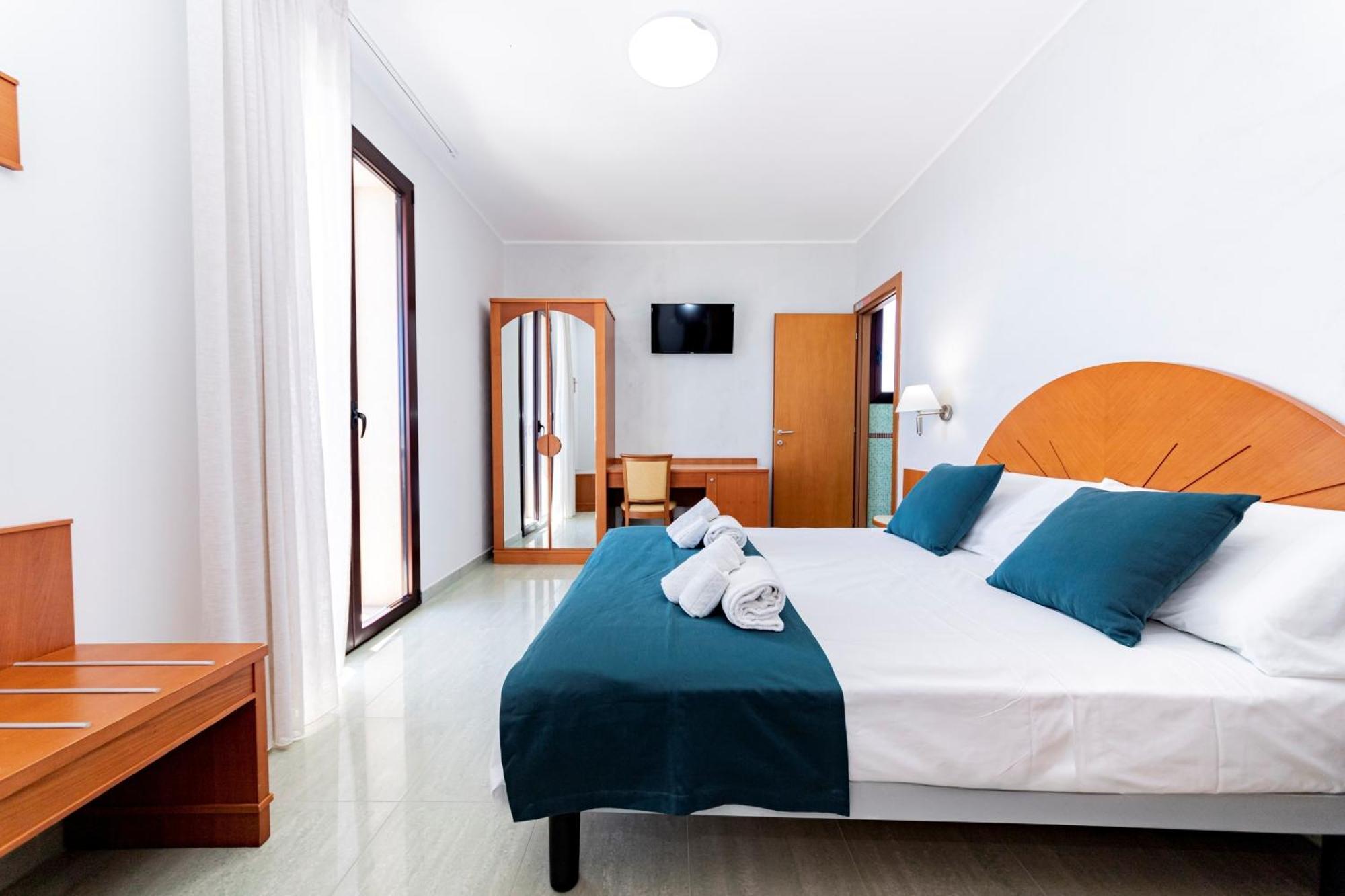 Hotel Alba Torre Lapillo Ngoại thất bức ảnh