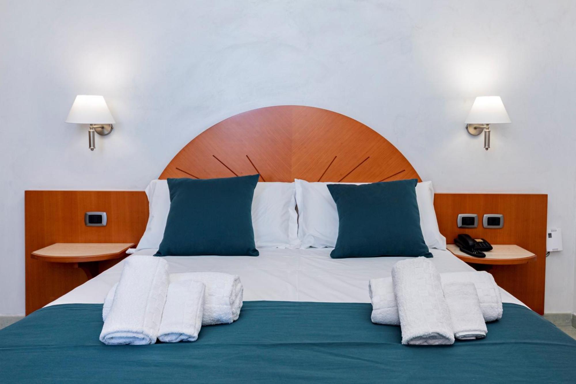 Hotel Alba Torre Lapillo Ngoại thất bức ảnh