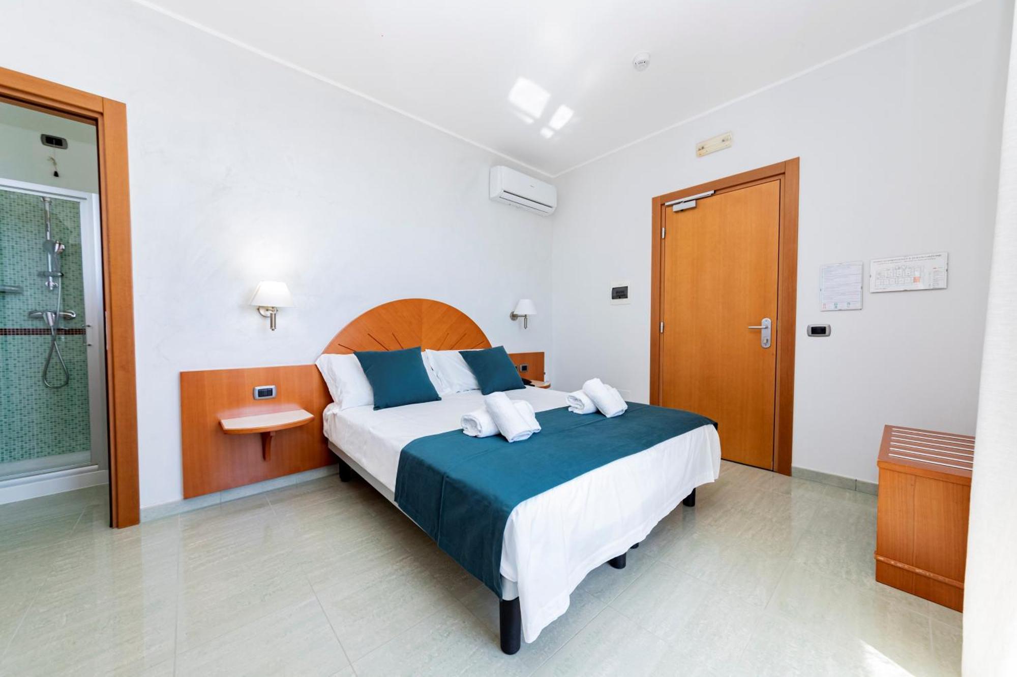 Hotel Alba Torre Lapillo Ngoại thất bức ảnh