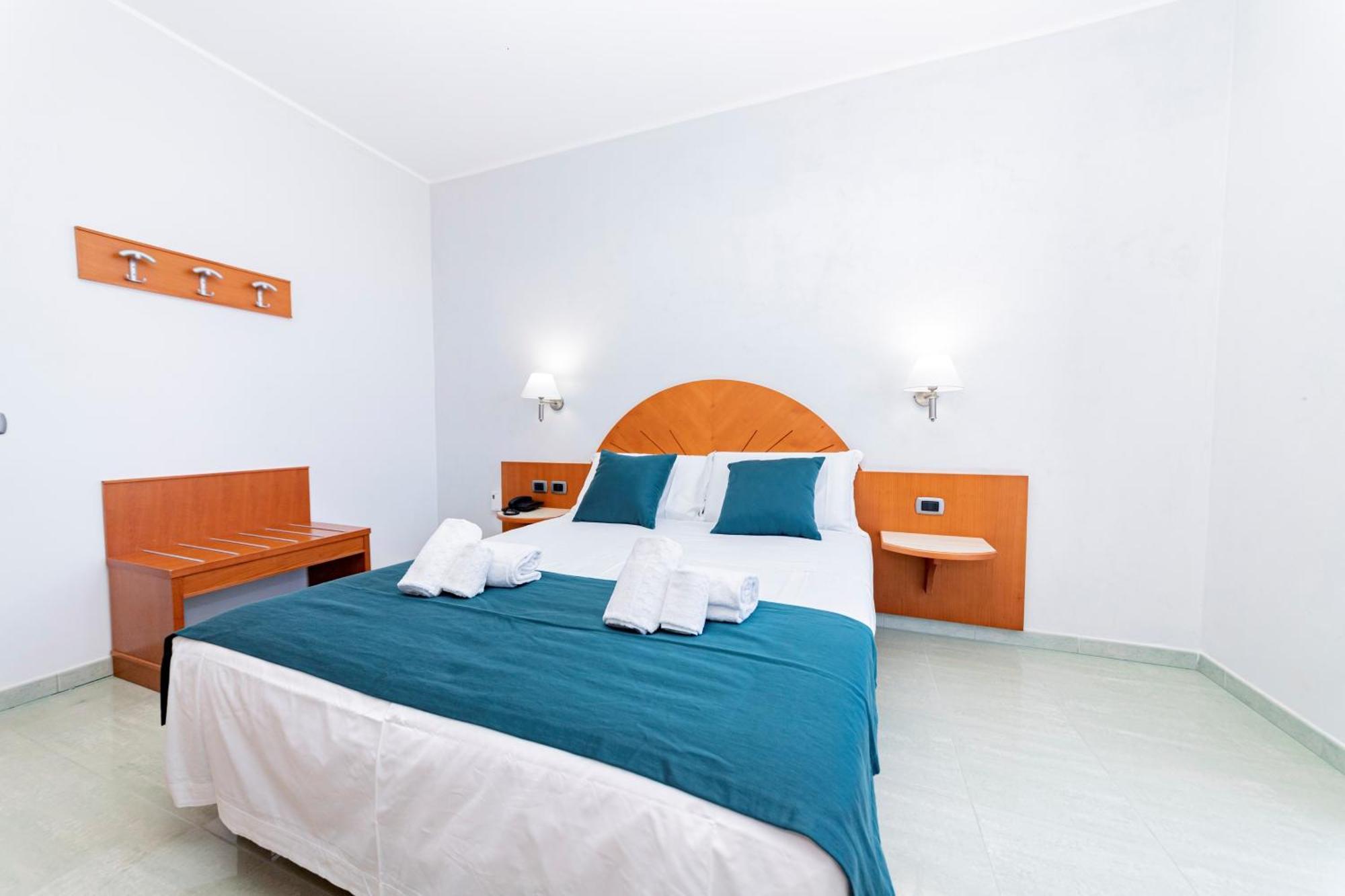 Hotel Alba Torre Lapillo Ngoại thất bức ảnh